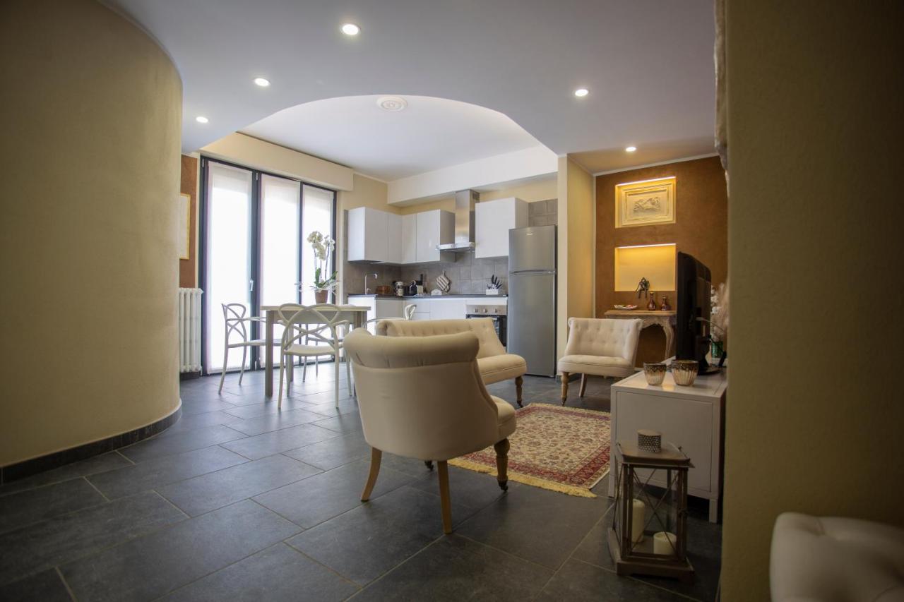 Elga'S Apartment - Your Charming Stay On Lake Orta เปตเตนาสโก ภายนอก รูปภาพ